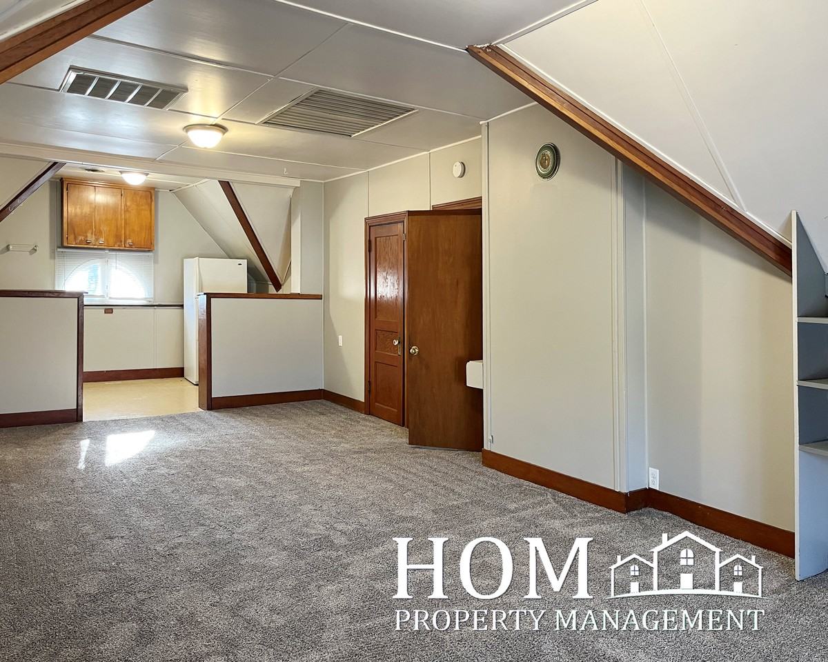 102 South 5th Street #1 - Photo 3 of 18