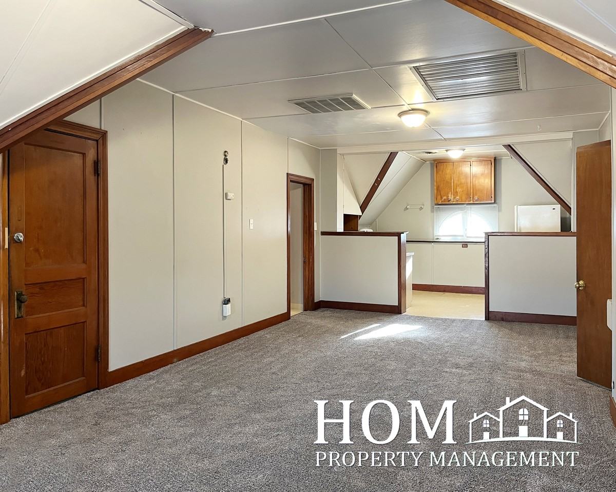 102 South 5th Street #1 - Photo 4 of 18