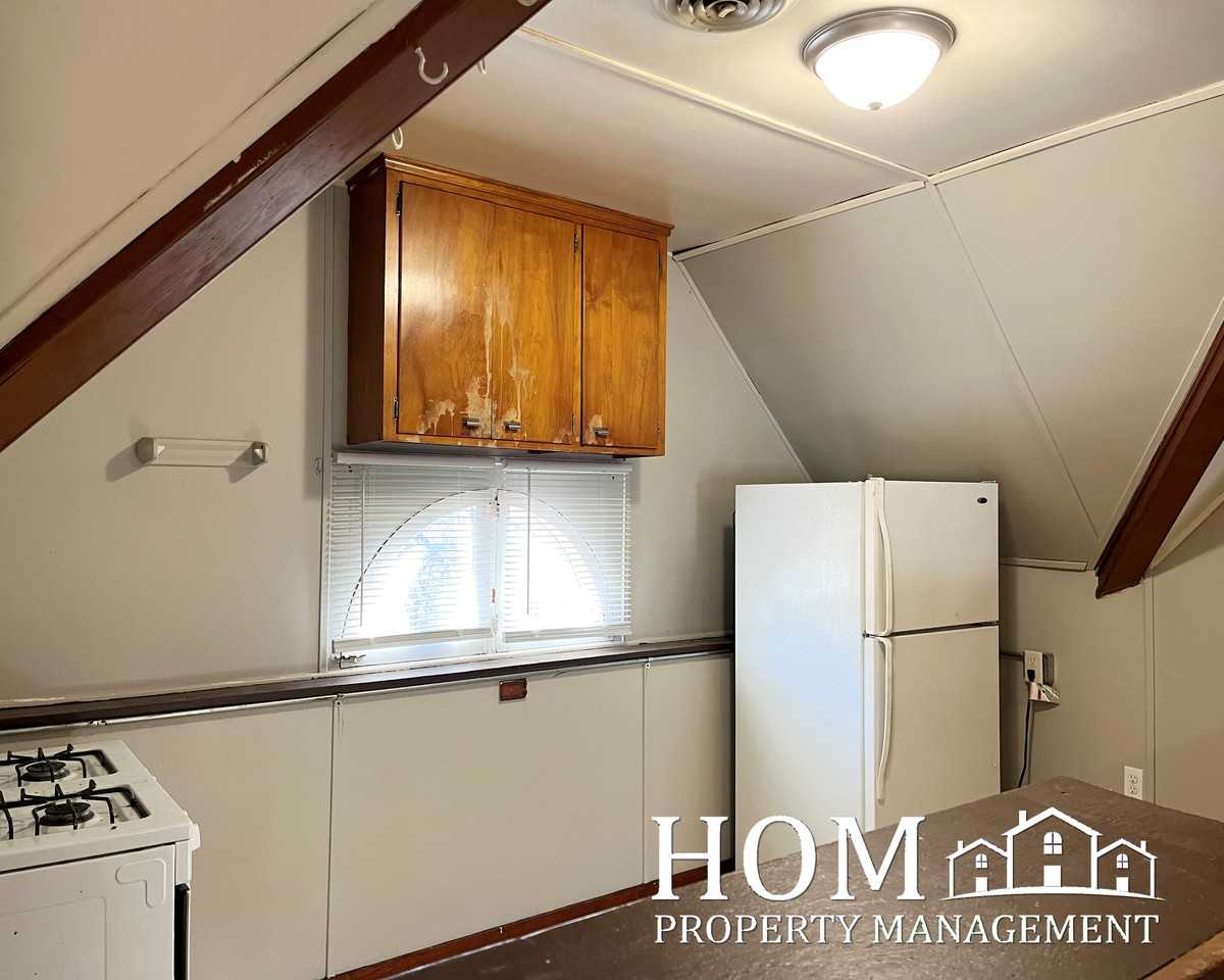 102 South 5th Street #1 - Photo 7 of 18