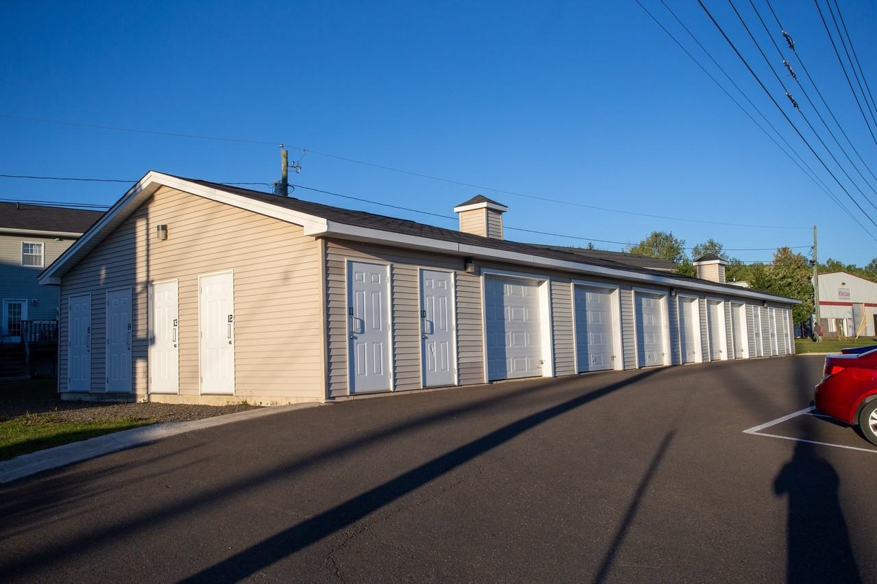 115 Rue Reynolds Street #407 - Photo 2 of 4