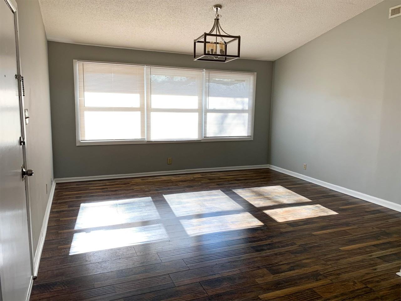 1405 Crocus Ln #1 - Photo 3 of 16