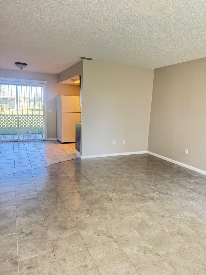 615 Southeast Van Loon Terrace #A