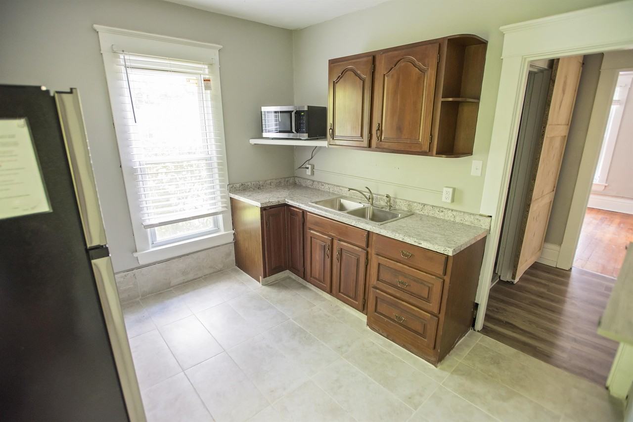 37 Woodward Avenue #37 - Photo 3 of 7