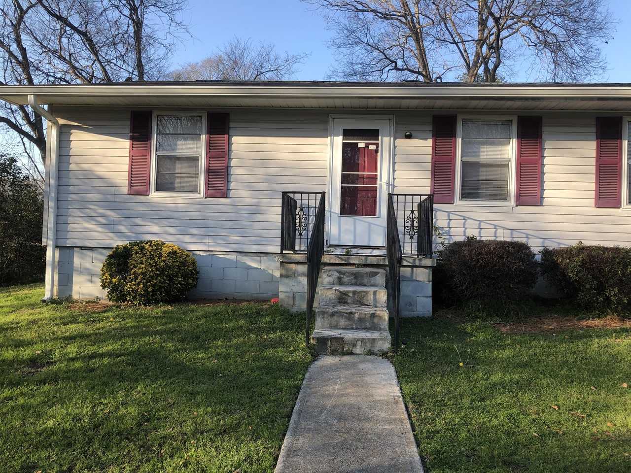 1001 West Hancock Street #A - Photo 2 of 13