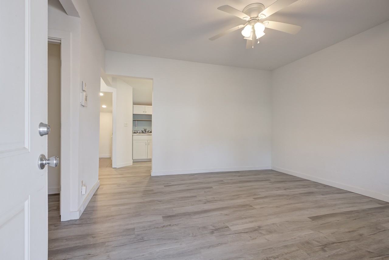 404 North Findlay Avenue #1 - Photo 5 of 15