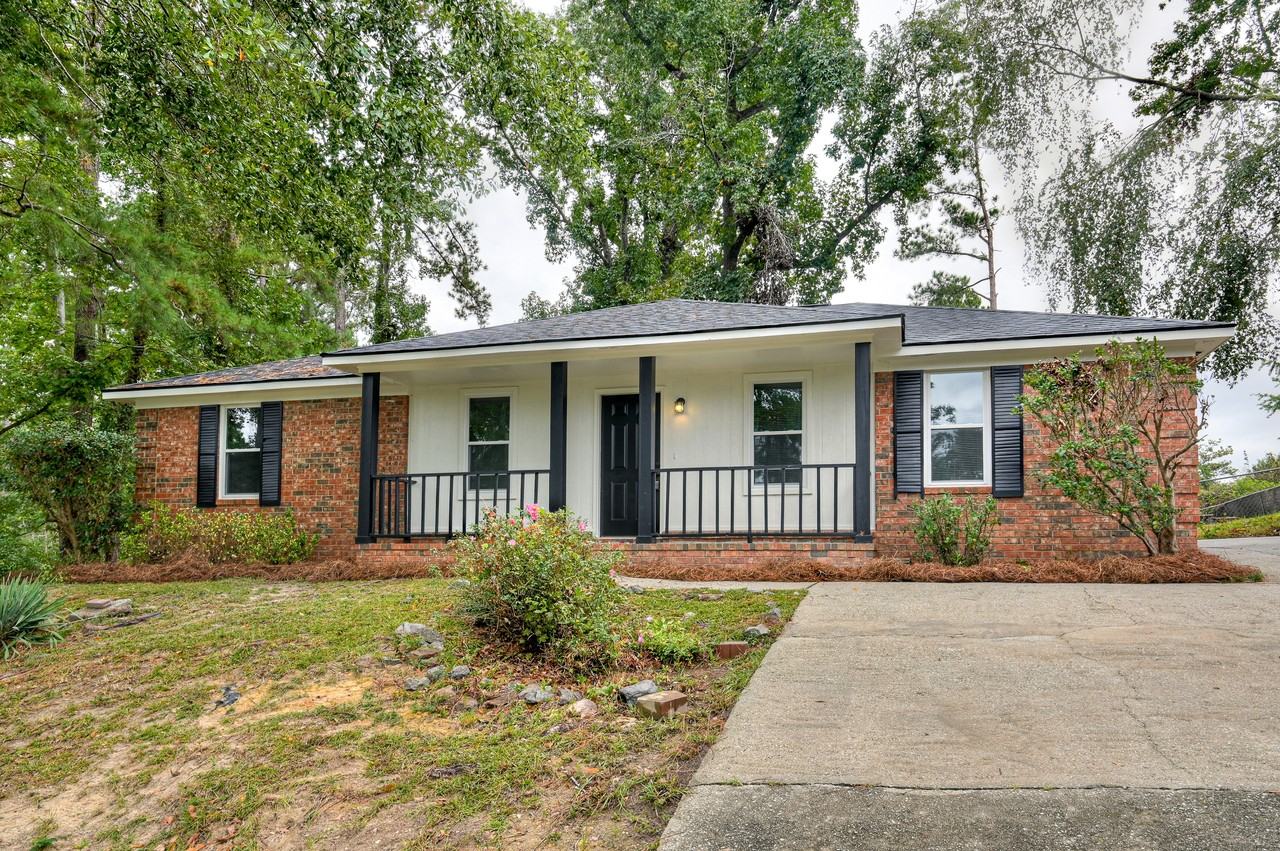 208 Foxdale Dr #1 - Photo 4 of 36