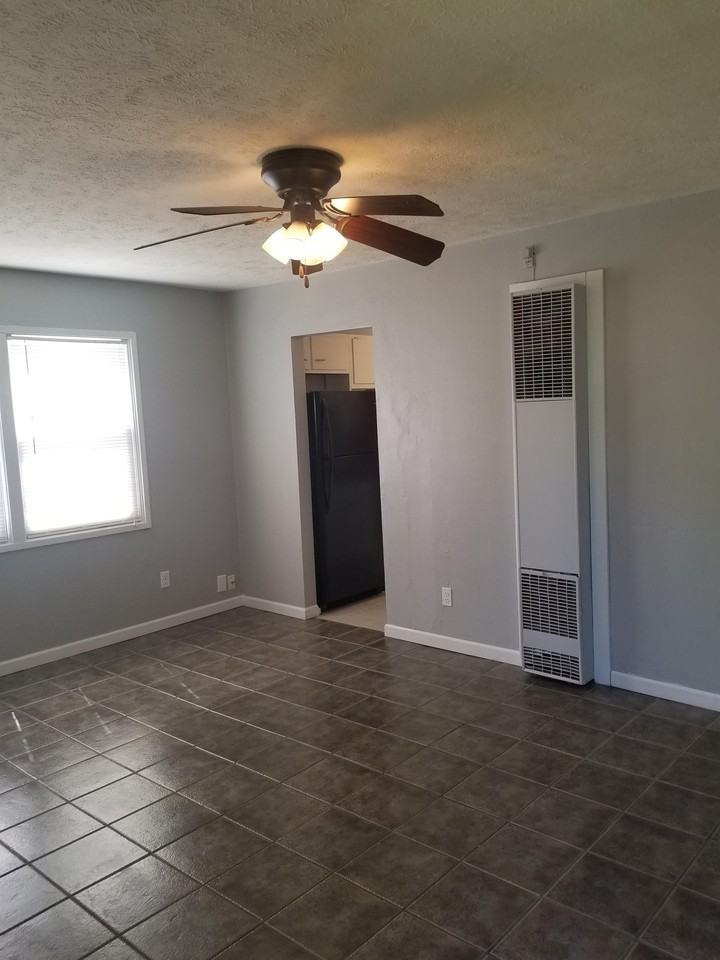 2009 West 68th Street #1 - Photo 2 of 10