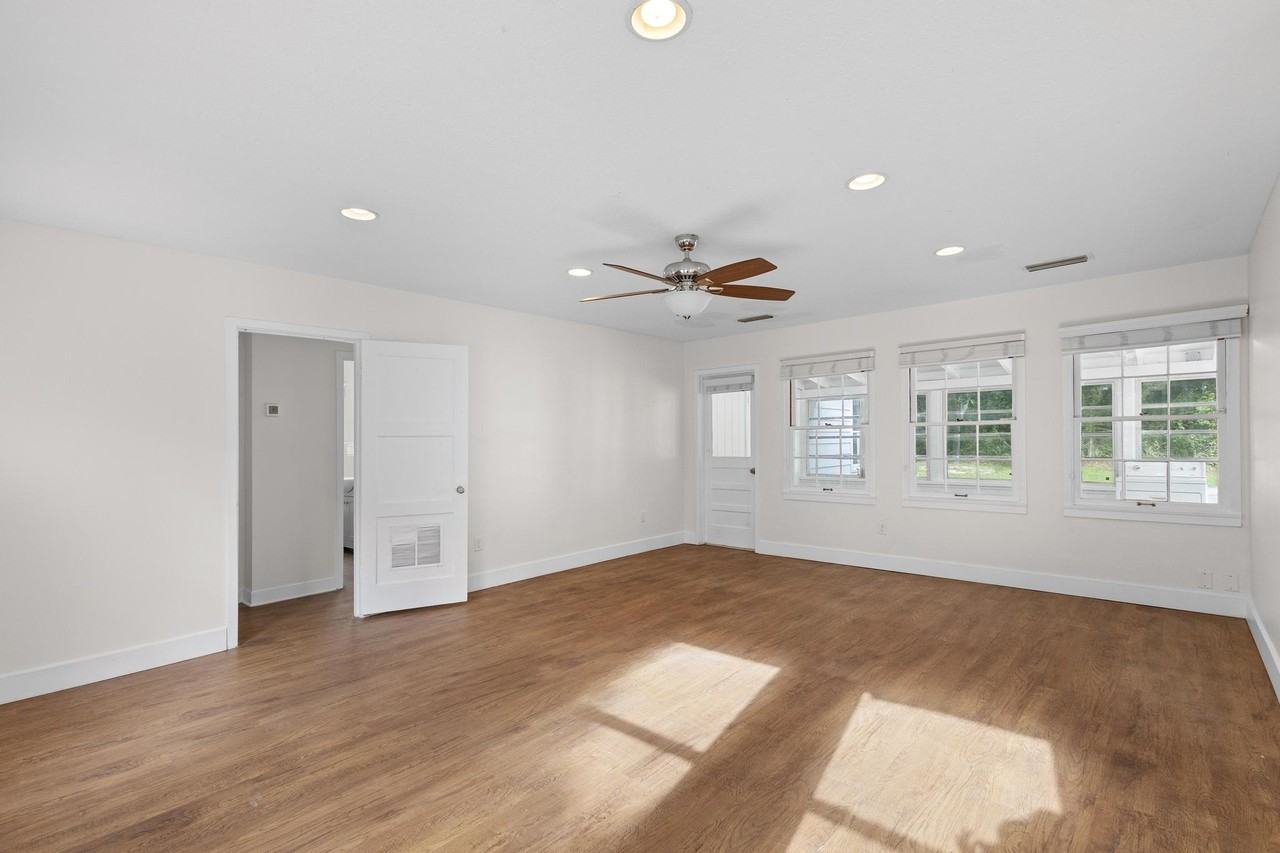 605 North Amelia Avenue #1 - Photo 4 of 25