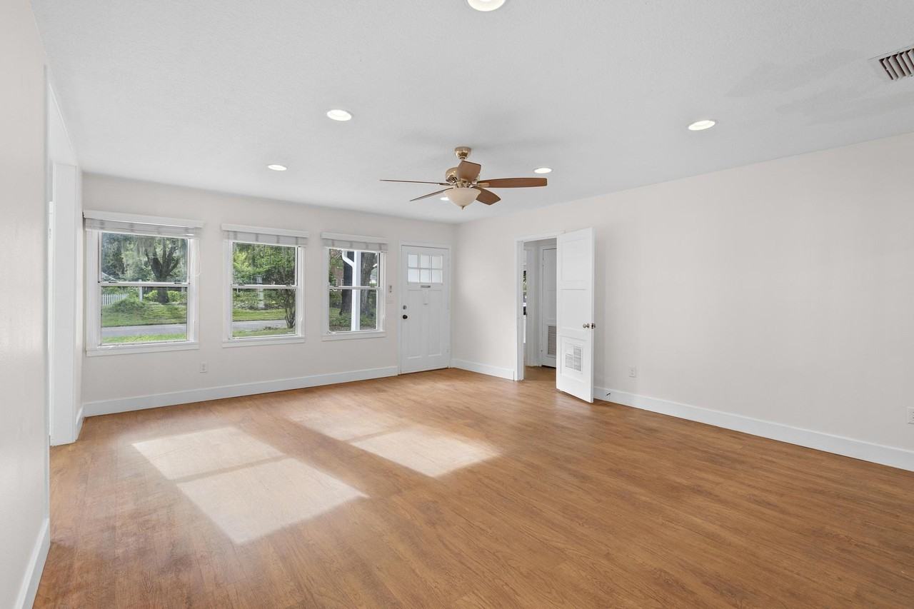 605 North Amelia Avenue #1 - Photo 5 of 25