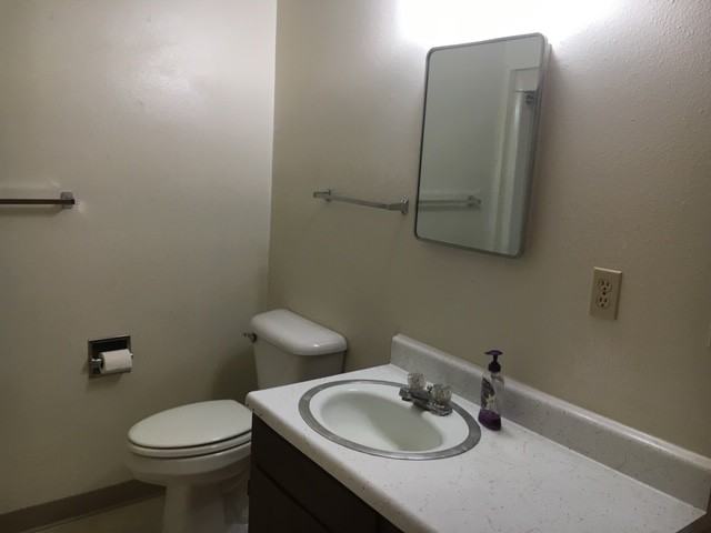 1900 Main St #2 - Photo 7 of 12