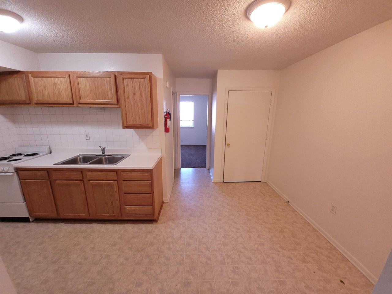 1514 Sylvan Ln #1514-106 - Photo 4 of 14