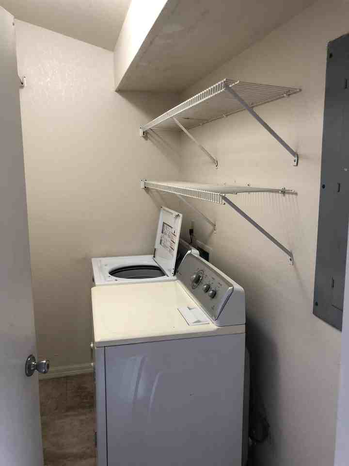 1022 Southwest 4th Avenue #1 - Photo 5 of 21