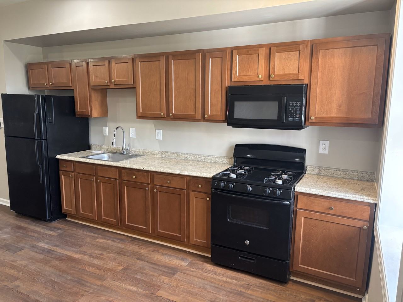 1831 East Lafayette Avenue #1 - Photo 6 of 10