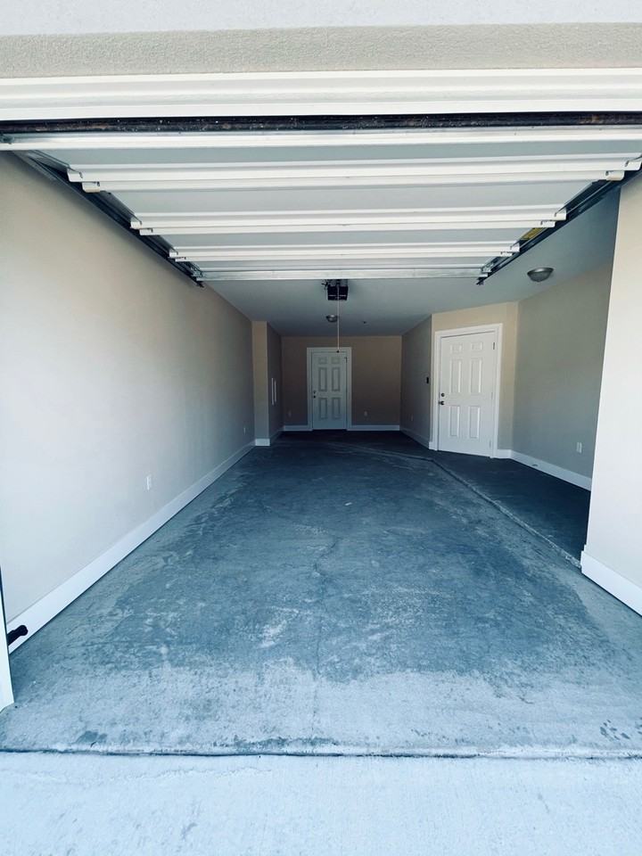 716 Plum Ln #1 - Photo 4 of 5