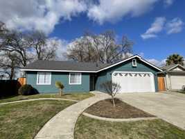 featured image of 2800 East Valley Oaks Drive #1