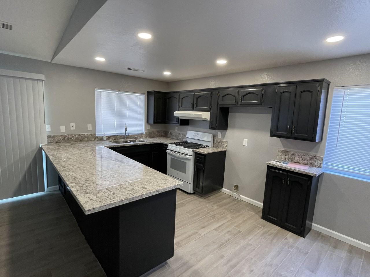 2800 East Valley Oaks Drive #1 - Photo 2 of 17