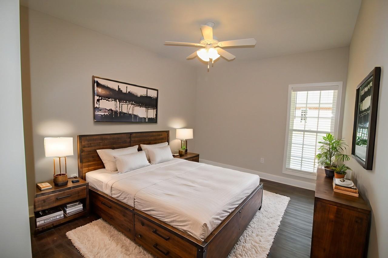 33 Grove #1 - Photo 5 of 24