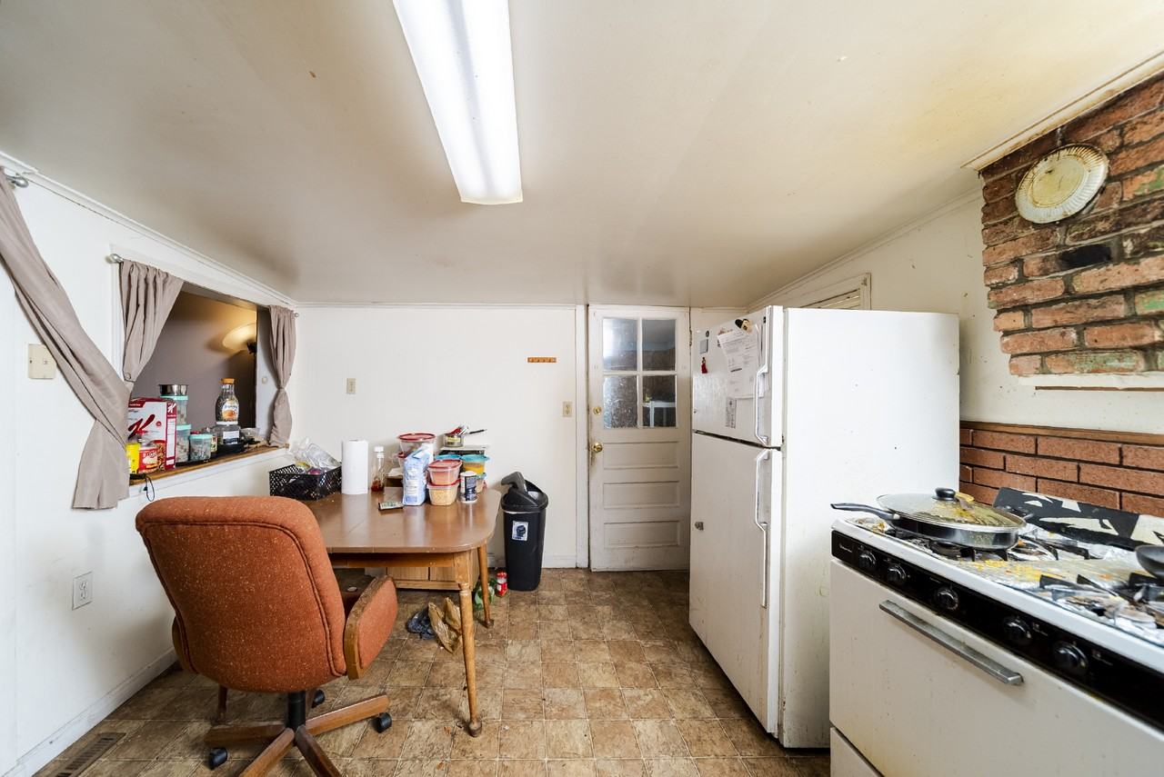 53 Thirteenth St #SF - Photo 2 of 22