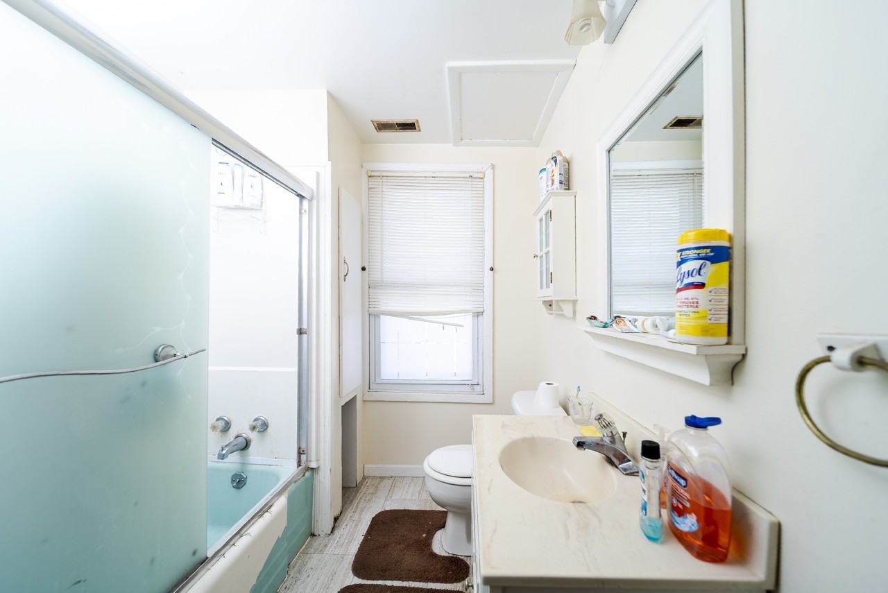 53 Thirteenth St #SF - Photo 5 of 22