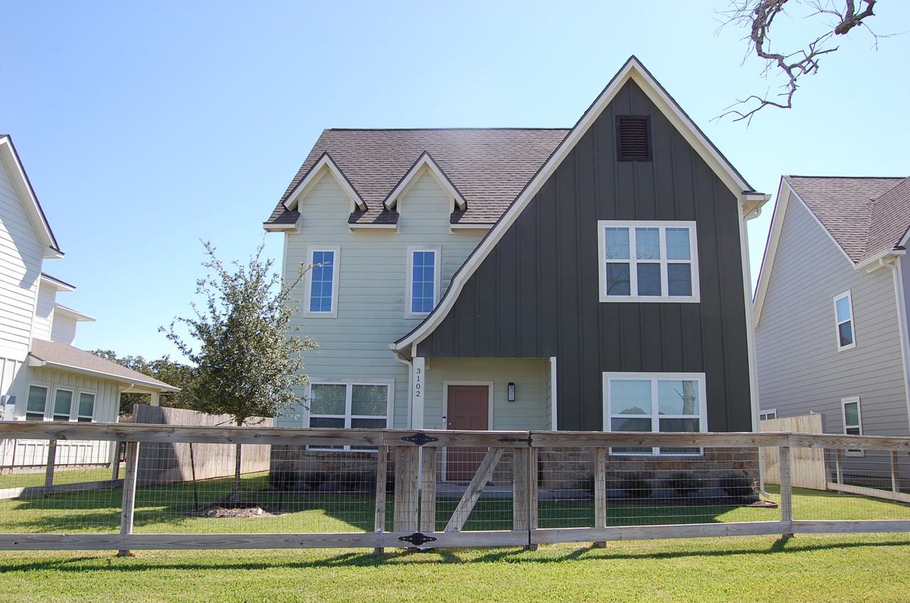 3102 Green Street #1