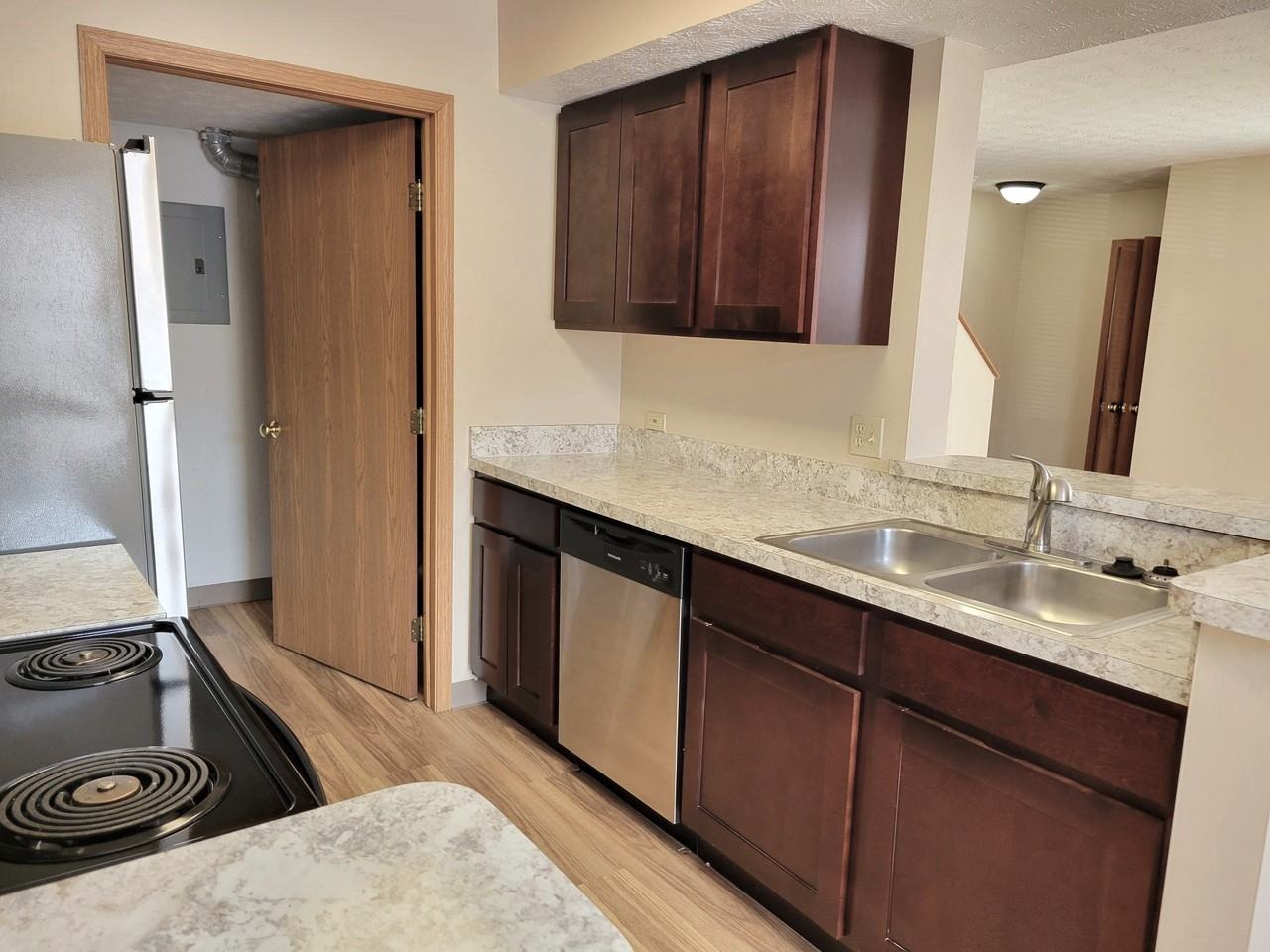 1335 High Street #100 - Photo 3 of 16