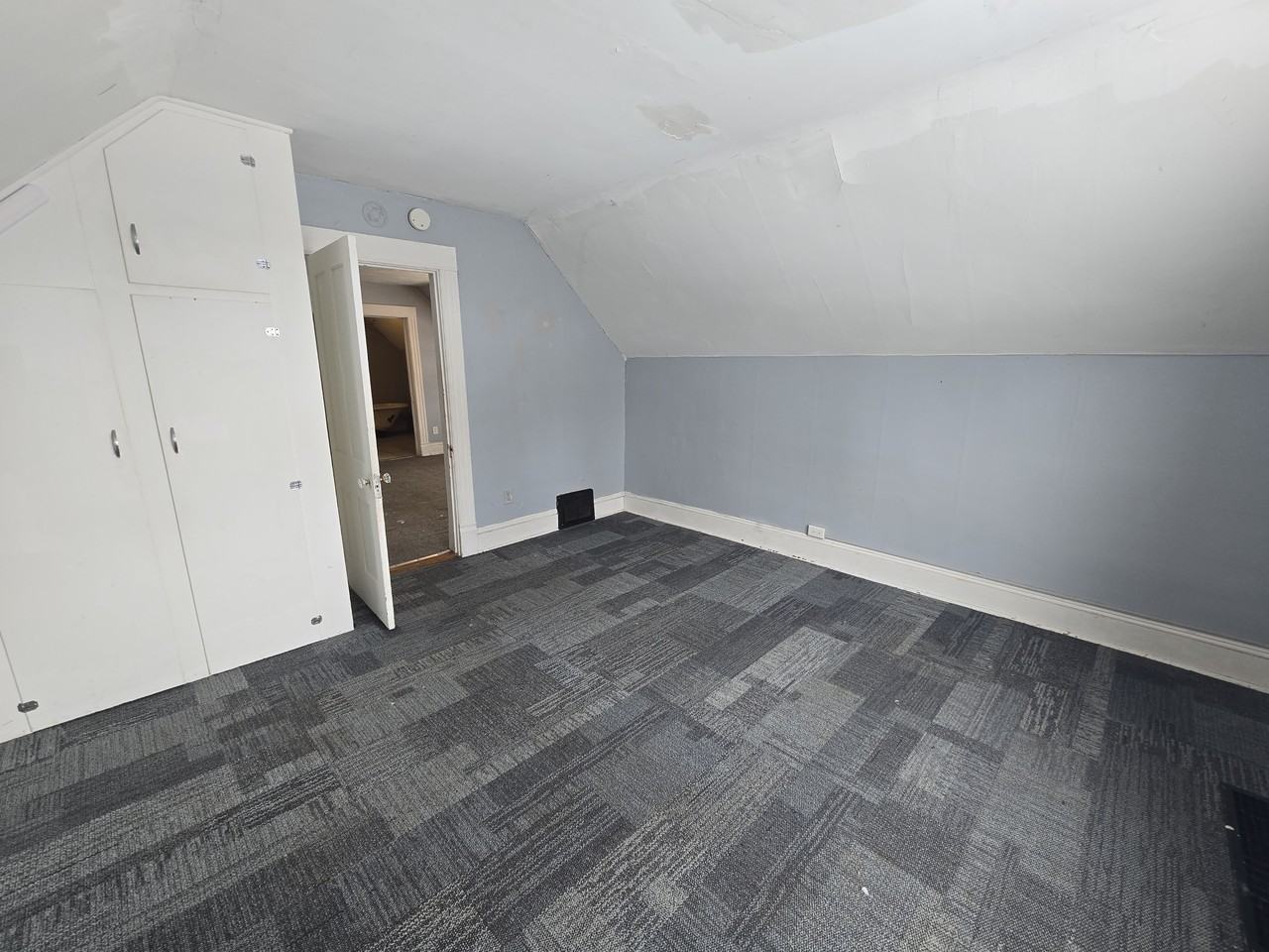 102 1/2 South St #1 - Photo 7 of 20