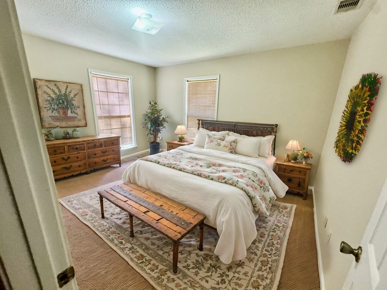 802 North Taylor Court #1 - Photo 5 of 22