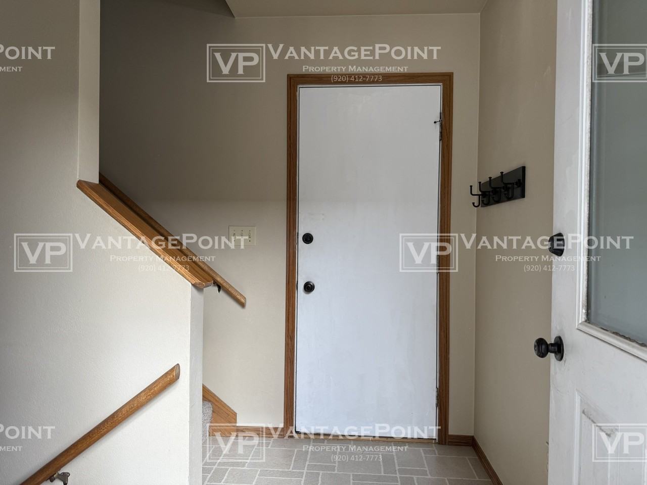 2121 N Cloudview Dr #2121 - Photo 3 of 21