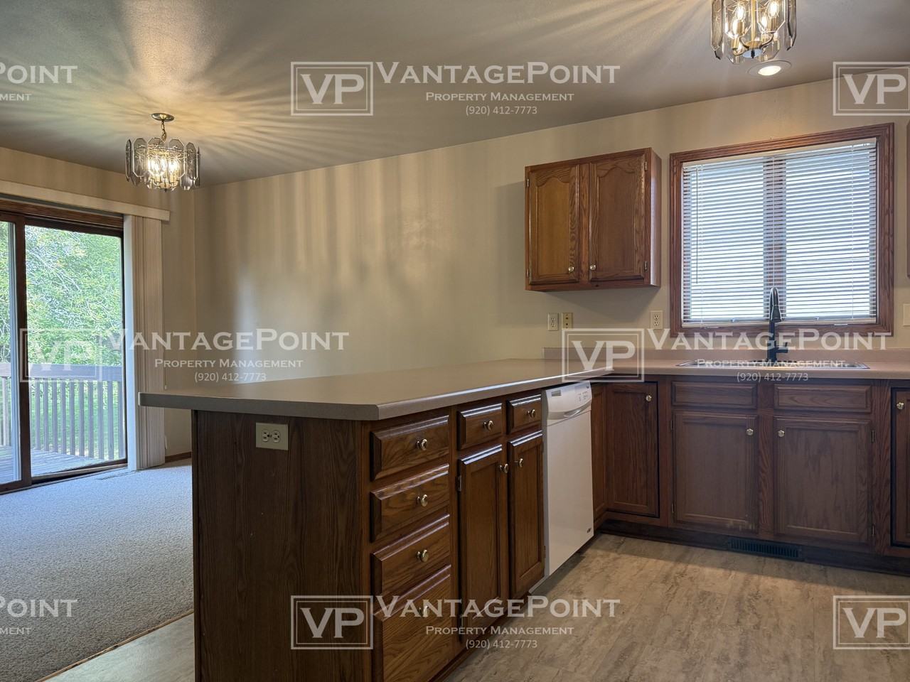 2121 N Cloudview Dr #2121 - Photo 4 of 21