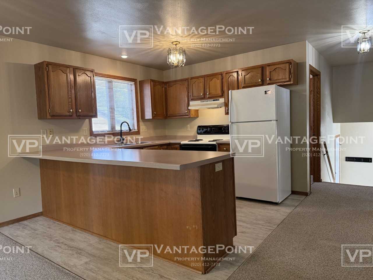 2121 N Cloudview Dr #2121 - Photo 5 of 21