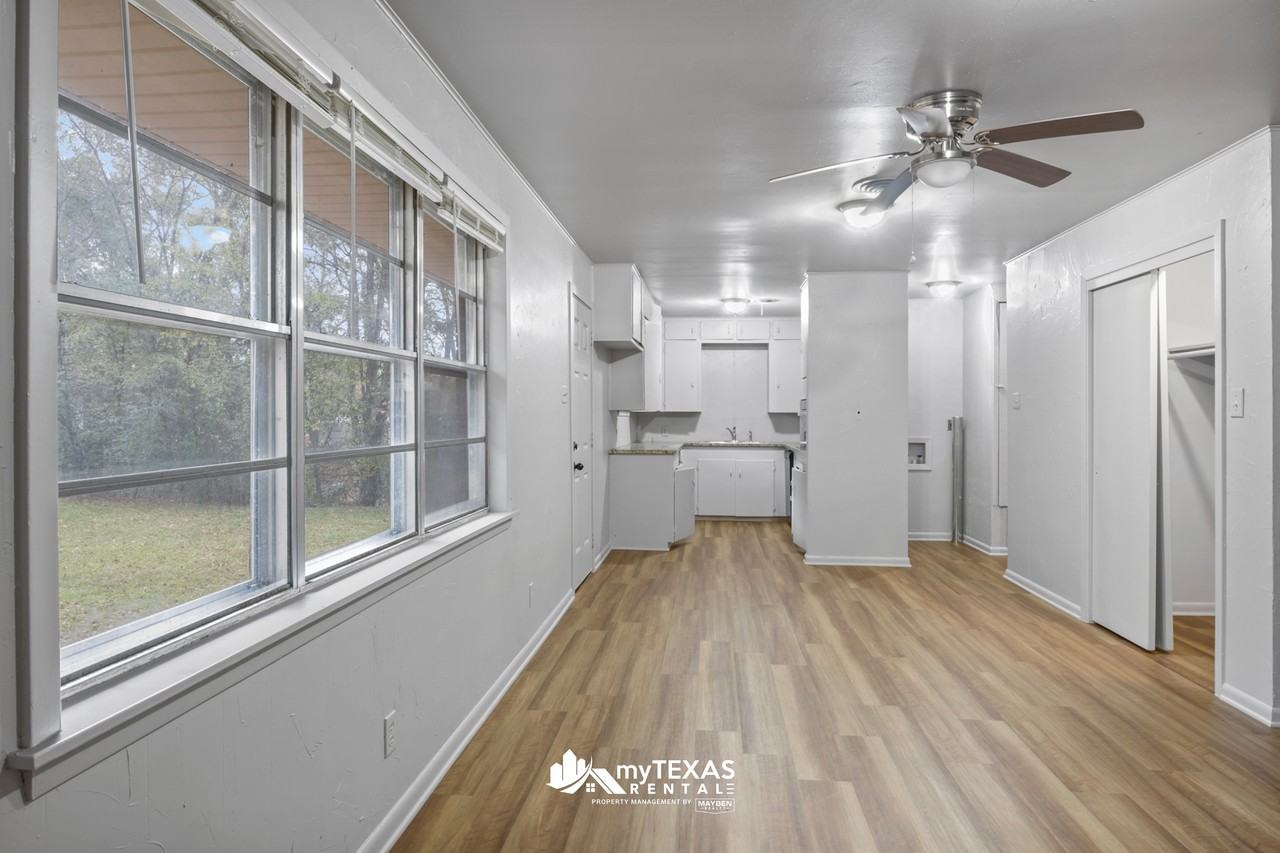 403 Dogwood Ln #1 - Photo 2 of 14