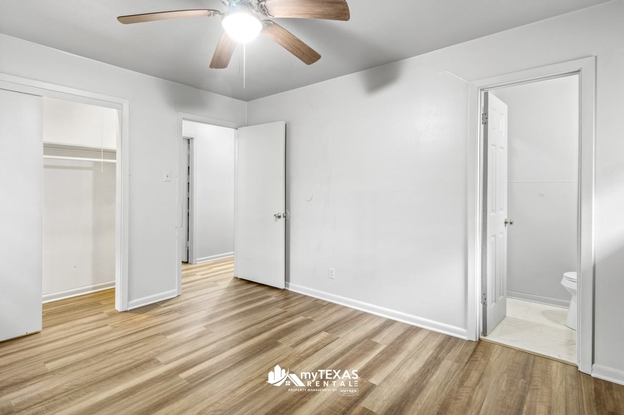 403 Dogwood Ln #1 - Photo 4 of 14