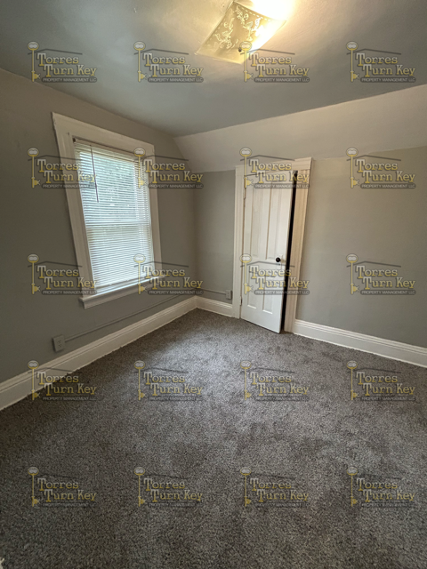 49 Karnes St #1 - Photo 6 of 8