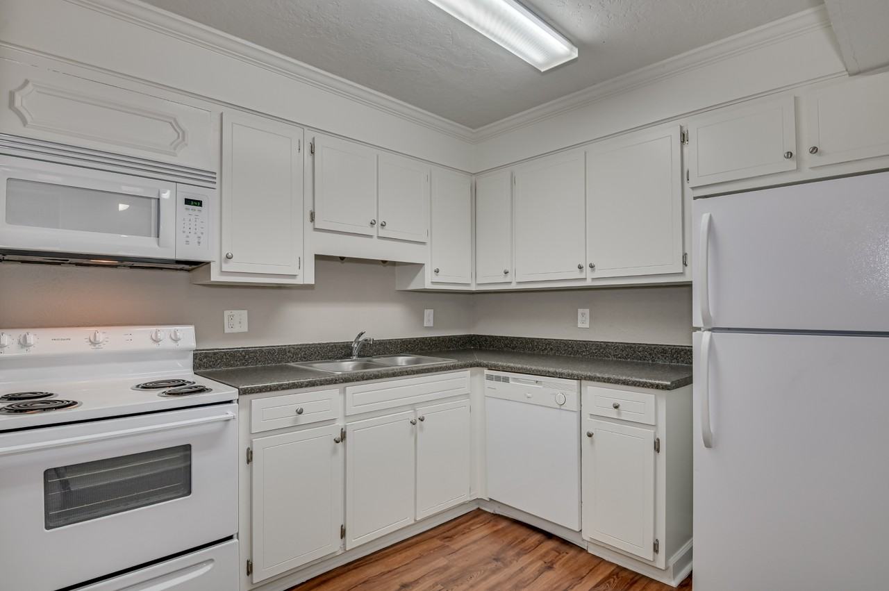 4022 Wheeler Woods Road - Photo 6 of 18