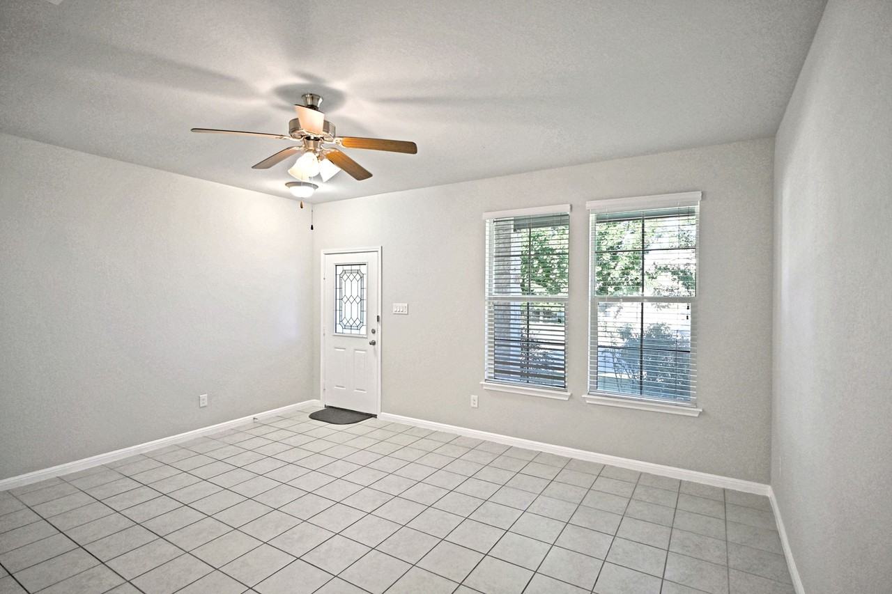 2510 Diamondback Trail #1 - Photo 5 of 50