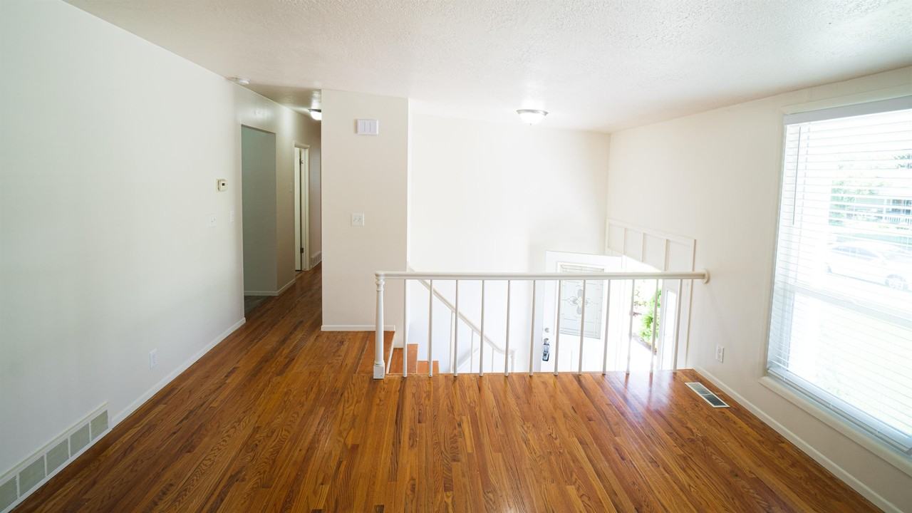 5558 S Somerset Way #1 - Photo 3 of 50