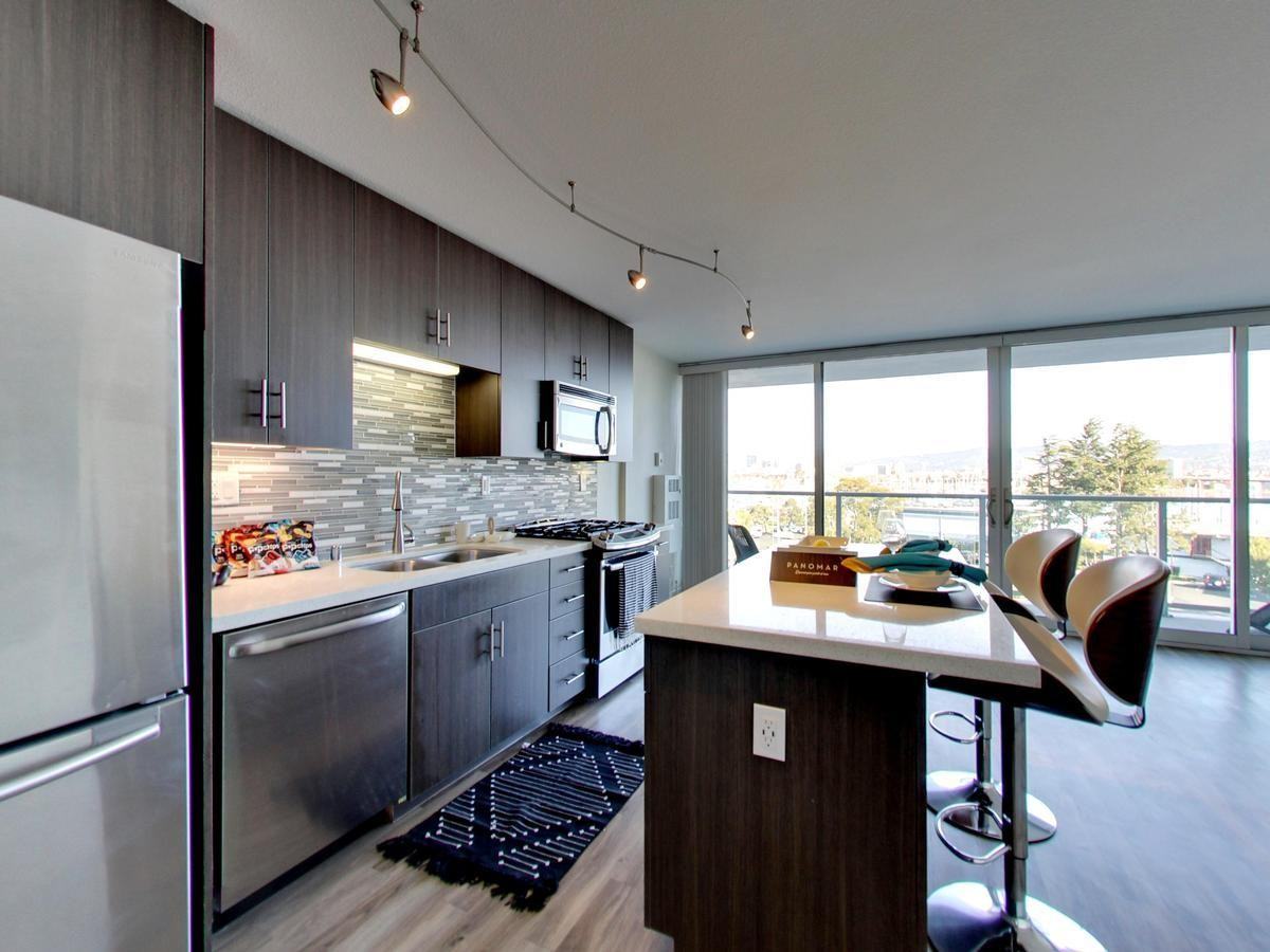 1100 Pacific Marina - Photo 3 of 10