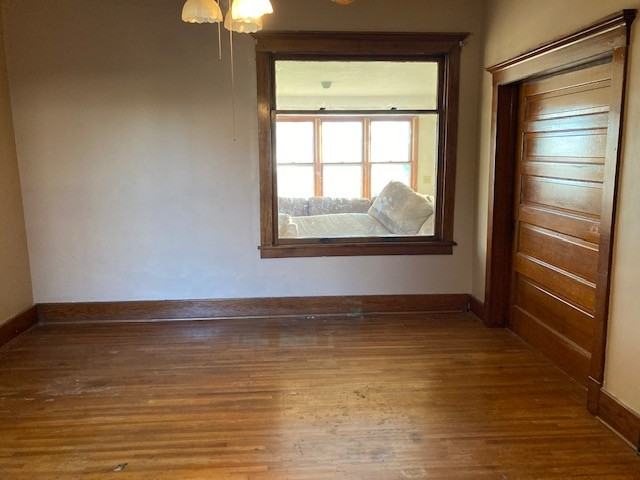 322 W 4th St #1 - Photo 5 of 14
