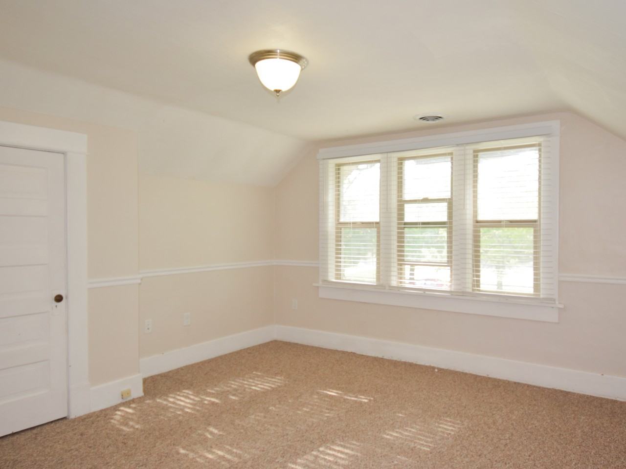 271 North 100 East #1 - Photo 7 of 11