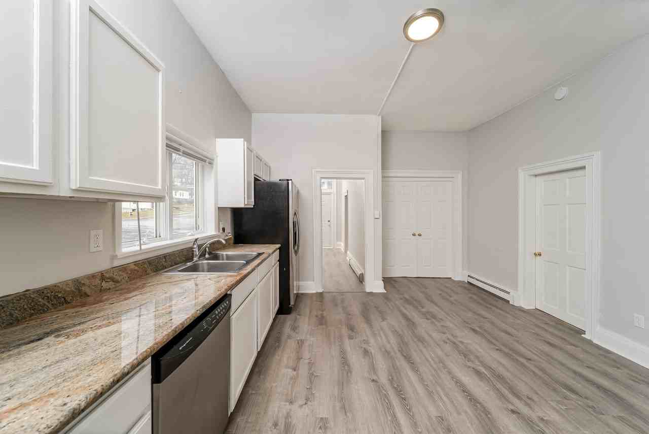 71 Fourteenth St #SF - Photo 3 of 36