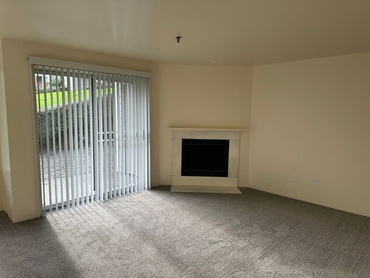 Sammamish Beach Club - Photo 4 of 12