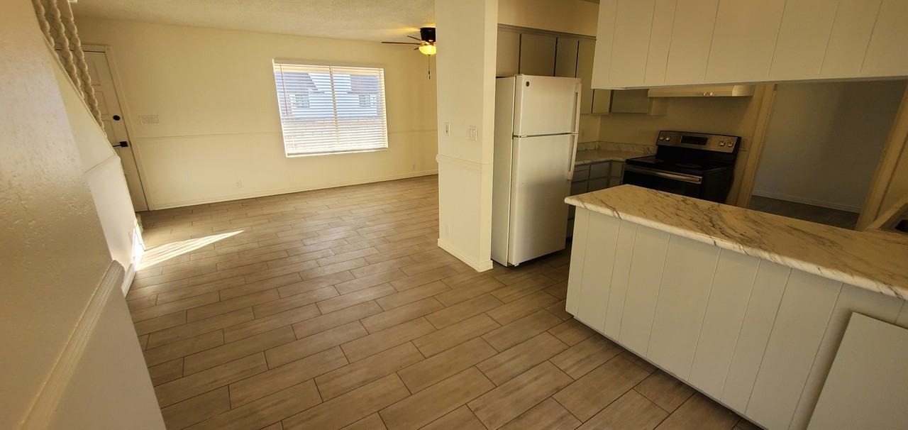 616 E 3rd Ave #1 - Photo 3 of 9