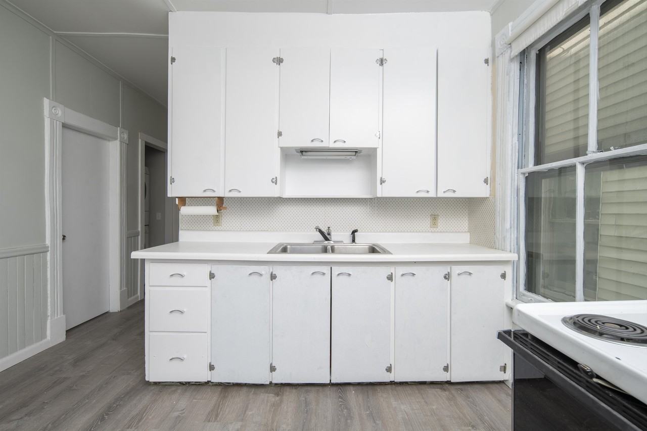 159 Hoosick Street #1REAR - Photo 4 of 34