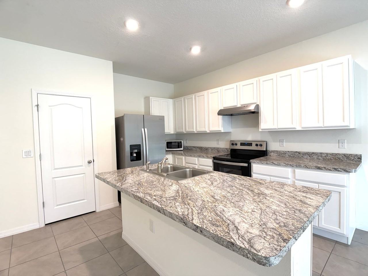 386 Feltrim Reserve Boulevard #386 - Photo 5 of 34