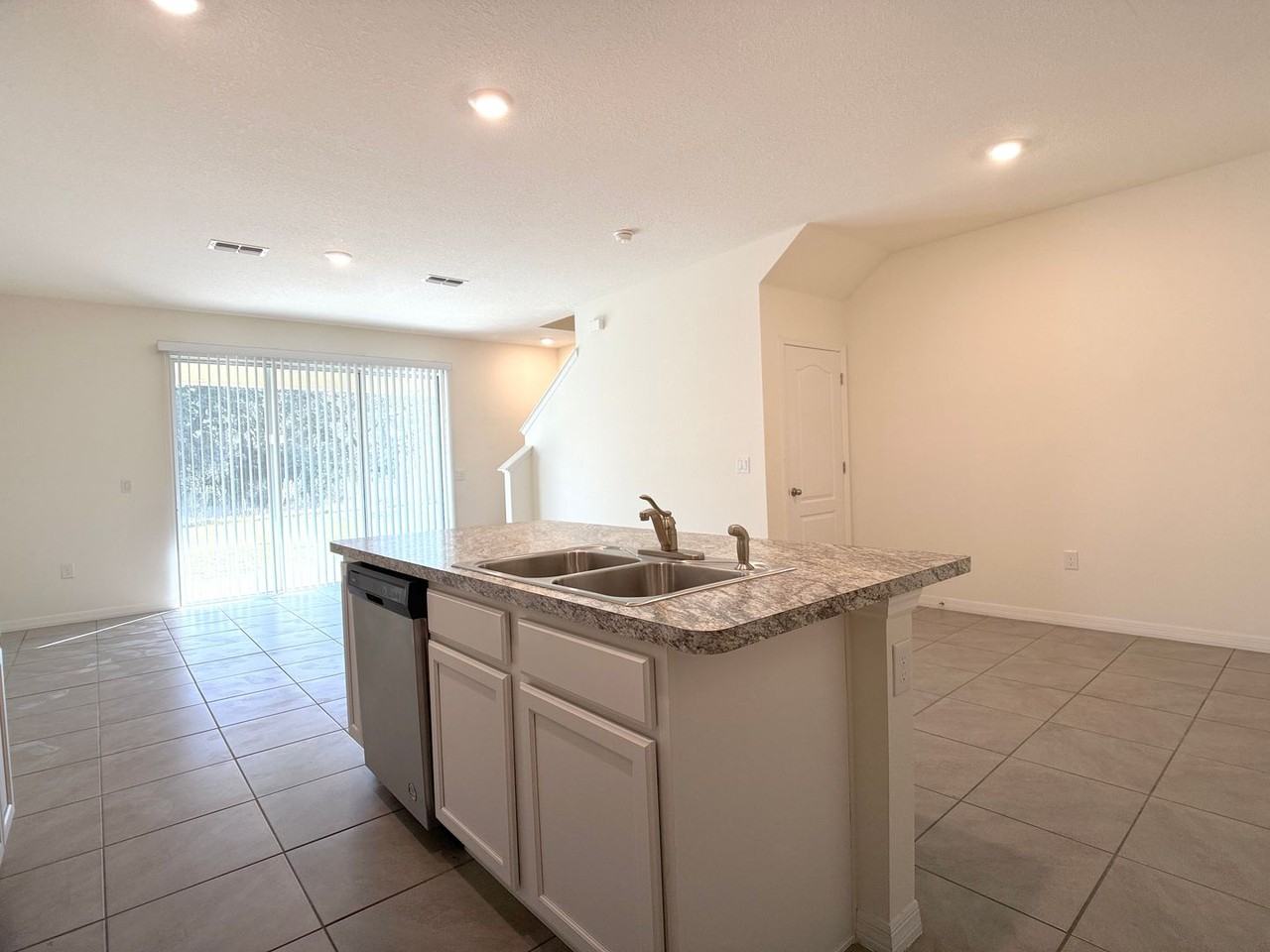 386 Feltrim Reserve Boulevard #386 - Photo 6 of 34