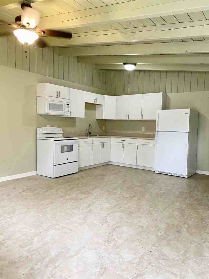 913 E 123rd Ave #1 - Photo 2 of 10