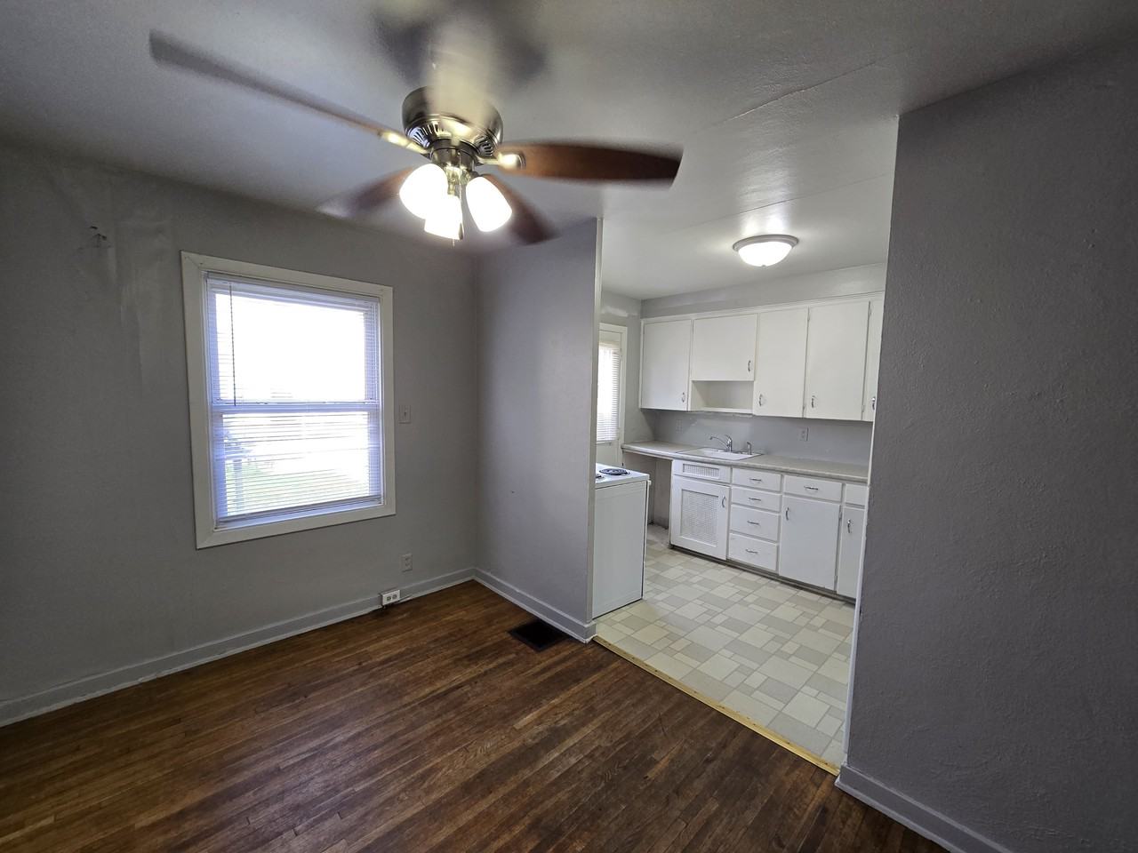 247 Madison St #1 - Photo 5 of 23