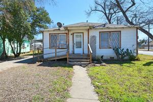 featured image of 910 Pine Street #1