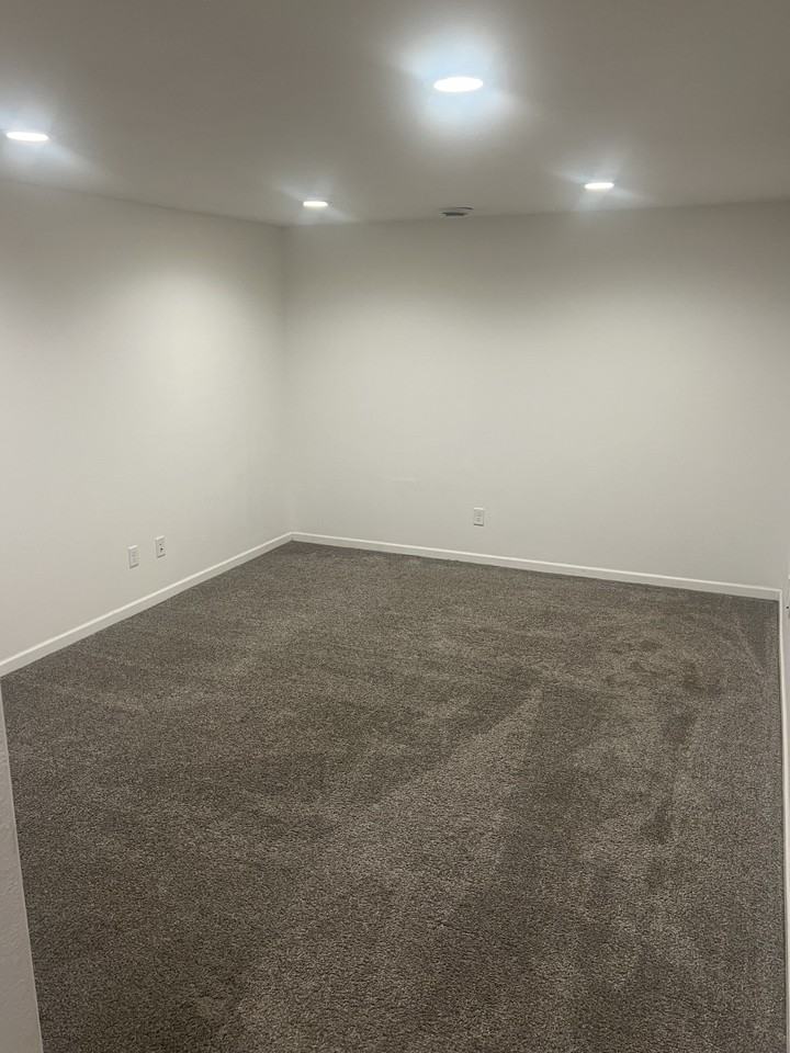 5912 36th St S #1 - Photo 7 of 20