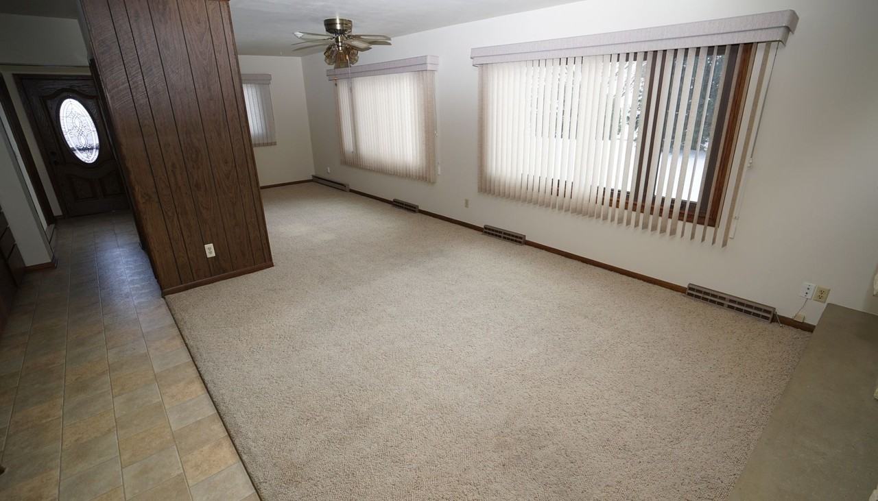 6918 Fisher Rd - Photo 5 of 22